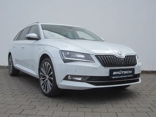 Skoda Superb Combi Vorführfahrzeug Kaufen