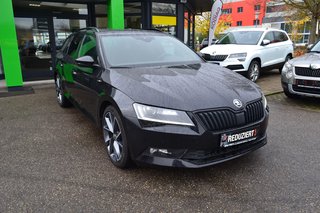 Skoda Superb Combi Vorführfahrzeug Kaufen