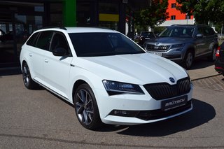 Skoda Superb Combi Vorführfahrzeug Kaufen