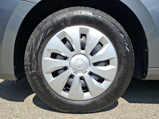 Skoda Fabia 1.0 MPI Active KLIMA / CARPLAY / SITZHEIZUNG / PDC - bilder 13