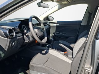 Skoda Fabia 1.0 MPI Active KLIMA / CARPLAY / SITZHEIZUNG / PDC - bilder 4