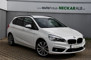 BMW 218i Active Tourer*LED*Temp*Scheckheft* Gebrauchtwagen Kaufen