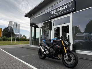 Triumph Speed Triple 1200 RS Neuwagen Kaufen