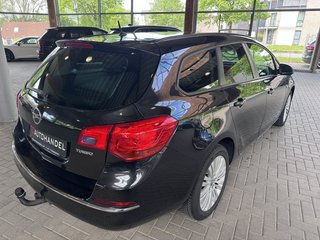 Opel Astra J Sports Tourer Edition - photo 5