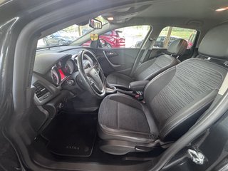 Opel Astra J Sports Tourer Edition - photo 10