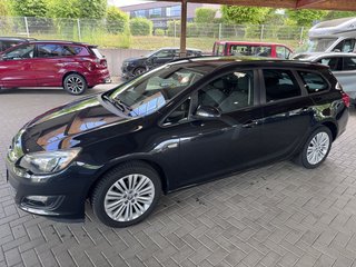 Opel Astra J Sports Tourer Edition - photo 9