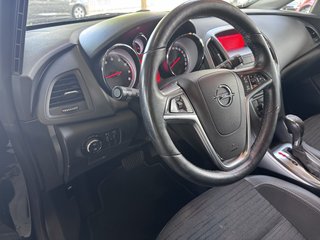 Opel Astra J Sports Tourer Edition - photo 18