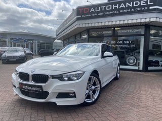 BMW 320d M Sport Touring KeylessGo, Distronic Plus, Kamera, Alcantara - bilder 1