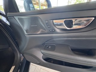 Volvo V60 Kombi Inscription AWD D4 HUD AHK Schiebedach - foto 18