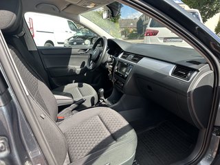 Skoda Rapid Spaceback Drive Xenon-Scheinwerfer PDC Kilma SH TÜV04/27 - bilder 15