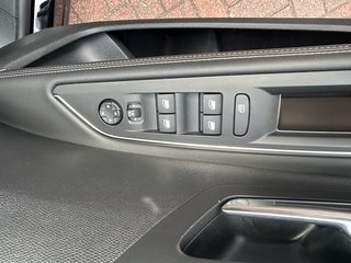 Peugeot 5008 GT 7 Sitzer/ACC/LED/Kamera/ACC - bilder 14