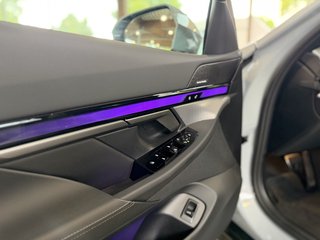 BMW 520 i M Sport 140 KW Harman Kardon Soundsystem - bilder 11