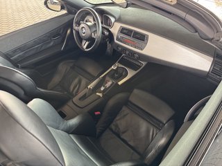 BMW Z4 2.0i M Lenkrad Leder Sportsitze, PDC, Xenon-Scheinwerfer - photo 11