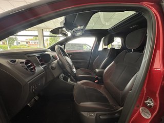 Renault Captur RED Edition Pono LED SH Bose - foto 8