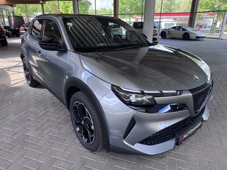 Alfa Romeo Junior Elettrica 115 kW Wärmepumpe, 18-Zoll, 10,25-Zoll-Display - foto 3