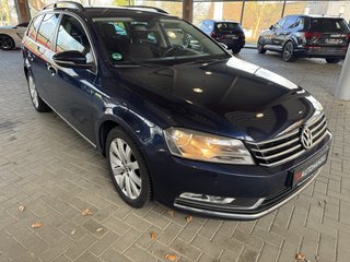 Volkswagen Passat Variant Comfortline BlueMotion AHK schwenkbar, SH, PDC, Service neu - bilder 3
