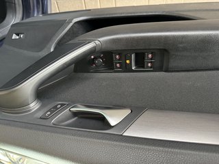 Volkswagen Passat Variant Comfortline BlueMotion AHK schwenkbar, SH, PDC, Service neu - bilder 12