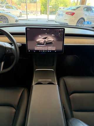 Tesla Model 3 Long Range Dual AWD - bilder 13
