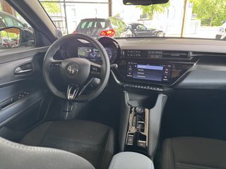 Alfa Romeo Junior Elettrica 115 kW Wärmepumpe, 18-Zoll, 10,25-Zoll-Display - photo 12