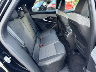 Peugeot 3008 Hybrid 145 GT Full-LED / Kamera 180° / ACC - foto 14