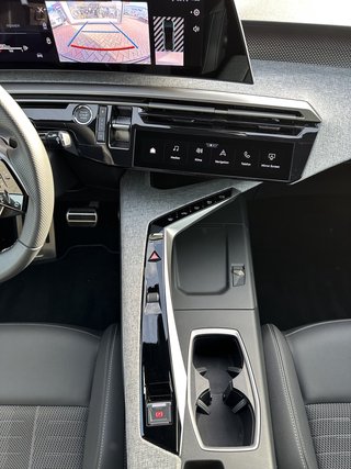 Peugeot 3008 Hybrid 145 GT Full-LED / Kamera 180° / ACC - foto 20