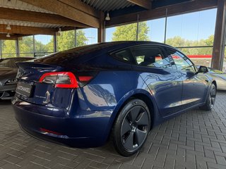 Tesla Model 3 Long Range Dual AWD Wärmepumpe, Premium-Sound, Glasdach - bilder 4