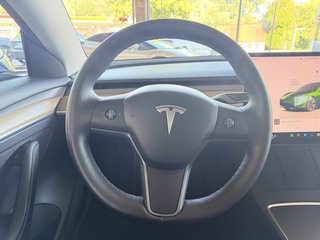 Tesla Model 3 Long Range Dual AWD Wärmepumpe, Premium-Sound, Glasdach - bilder 12