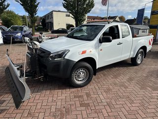 Isuzu D-Max Single Cab 4WD Winterdienst Fadenschreiber, Hilltip Schneeschild, Salzstreuer
