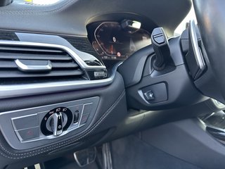 BMW 730 d xDrive M Sport Head-up-Display/Harman-Kardon / Laserlicht - bilder 19