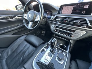 BMW 730 d xDrive M Sport Head-up-Display/Harman-Kardon / Laserlicht - bilder 30