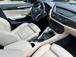BMW X1 20 d xDrive Pano PDC AHK - bilder 19