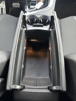 Peugeot 5008 GT 7 Sitzer/ACC/LED/Kamera/ACC - bilder 24