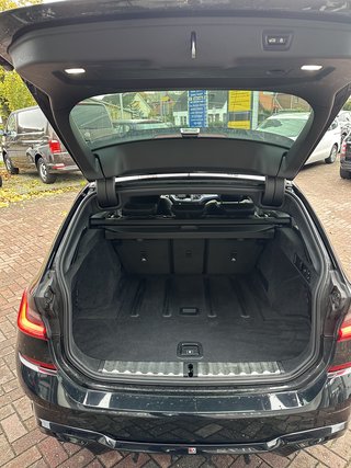 BMW 320 d xDrive M Sport Head-up-Display, Laser, AHK, Kamera - foto 17