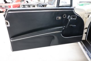 1970 Mercedes-Benz 280 SE weiß (050), blaues Verdeck, blaues Leder - photo 37