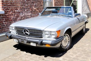 1986 Mercedes-Benz SL 560 - tolle Farbkombi, geringe Laufleistung