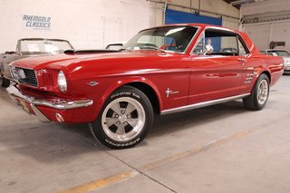 1966 Ford Mustang Coupe 5.8 Liter V8 300PS Automatik -