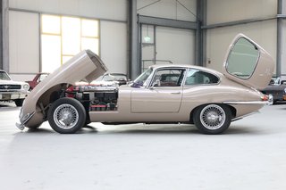 1966 Jaguar E Type Coupe 4.2 Serie 1 in sehr schönem Zustand - photo 12
