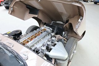 1966 Jaguar E Type Coupe 4.2 Serie 1 in sehr schönem Zustand - photo 15