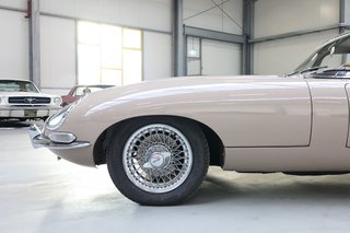 1966 Jaguar E Type Coupe 4.2 Serie 1 in sehr schönem Zustand - photo 23