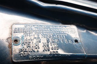 1951 Chevrolet Styleline Deluxe aus Familienbesitz - originaler Unterboden - photo 52