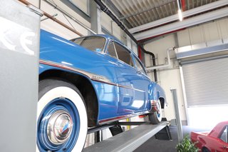 1951 Chevrolet Styleline Deluxe aus Familienbesitz - originaler Unterboden - photo 65