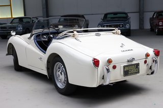 1959 Triumph TR3A aus Kalifornien und aus Erstbesitz Leder neu, Lackierung fast neu - photo 3
