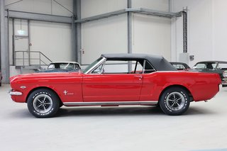 1965 Ford Mustang 289cui V8 Cabriolet aufwändig restauriert - photo 1