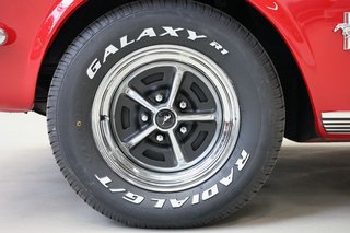 1965 Ford Mustang 289cui V8 Cabriolet aufwändig restauriert - photo 84