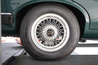 1990 Jaguar Daimler Double Six in british racing green - photo 107