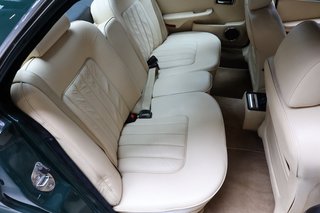 1990 Jaguar Daimler Double Six in british racing green - photo 25