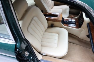 1990 Jaguar Daimler Double Six in british racing green - photo 27