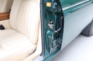 1990 Jaguar Daimler Double Six in british racing green - photo 40