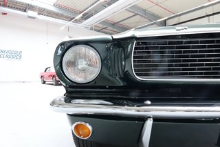 1966 Ford Mustang 289 Coupé V8 neuer Lack in Bullitt Grün - photo 32