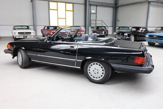 1988 Mercedes-Benz SL560 schöner Zustand in schwarz grau - photo 1